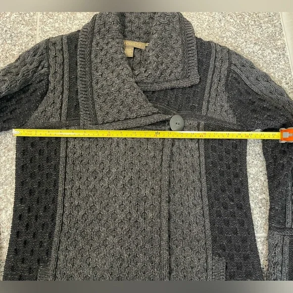 Inis Crafts Irish Wool Cardigan - Picture 9 of 11